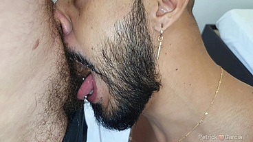 O tiozão DOTADO pediu pra usar cinta liga pra me fazer de putinha e submisso a ele me comeu muito