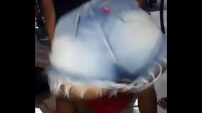 Moreninha novinha dan&ccedil_ando funk