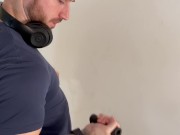 Giant growth - Gym stranger grows as he trains & degrades you