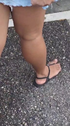 camel day  - mostrando o pacote cameltoe   Clip 2