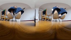 3DVR180 XINGGAN battles Qilin