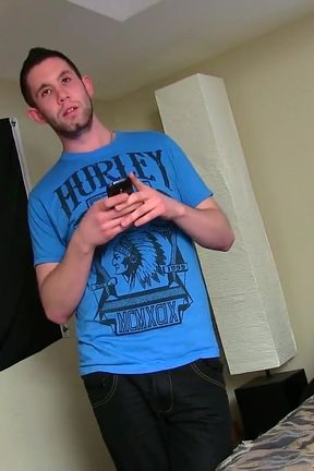 Awesome Straight Guy Bentley Jerking Off