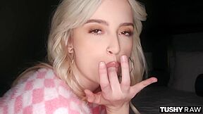 Fit Tight Blonde Lexi Lore Has The Perfect Gape
