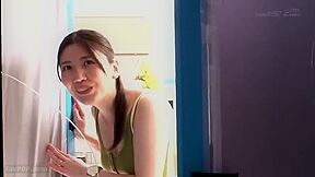 250303丈の長い服を着る奥さん可愛いe1