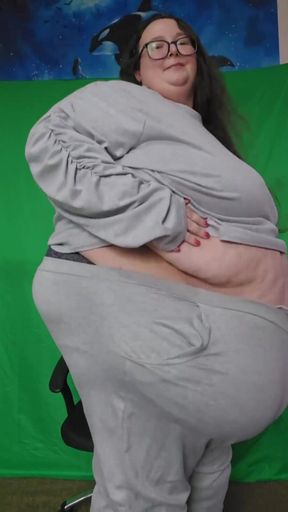 Fat SSBBW Goddess Clothes Try on