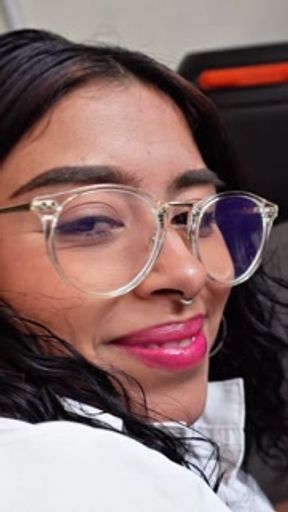 Mi hermanastro me enseña a jugar FF