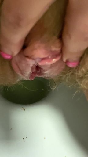Hairy Pussy Pee and Accidentally Fart, Very Close up View