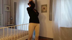 Grandma Is Wearing Tight Leggings!