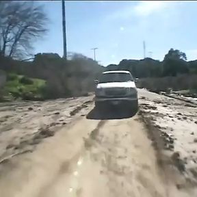 Excellent Blond Fucks in the Back of a Pick up Outside