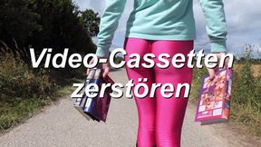 Destroy video cassettes - Videocassetten zerstören