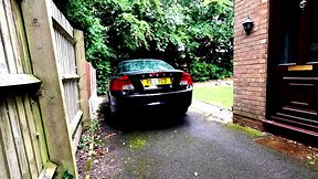 Amateurish sissy kellycd2022 pissing and masturbating outdoor on the driveway in