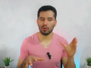 Mi Roomie me penetra a pelo en mi cama mientras ve videos pornos de hetero! Relato sexual