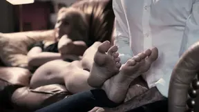 OMG! Are you masturbating to my photo, stepbrother?