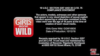 Mazzy Scissored Serena