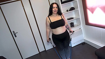 Lessly (24) - CHUBBY TEEN GETS CREAMPIE