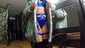 milfycalla- face fuck,cum play while wearing a hot grey fur-coat and long boots 214