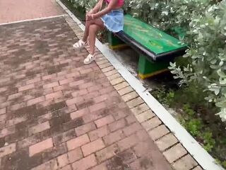 MI NOVIA CULONA QUIERE QUE ME LA FOLLE EN EL BAÑO PUBLICO DEL PARQUE