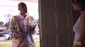 Home alone housewife invites over a black stranger to bang her