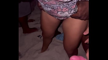 Belinha e sua busca por pirocas fez dogging na praia do Abric&oacute_