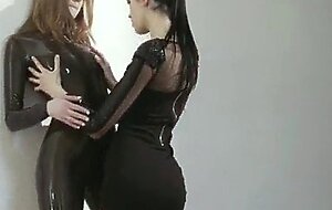 Maria pie can barely sit still for her realdoe fucking