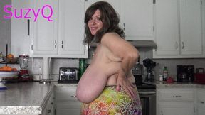 Big Titty Swinging And Clapping