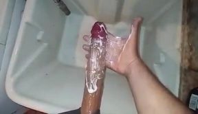 &quot;Gioco con un fallo di silicone e scopro quanto mi piace - POV amatoriale&quot;
