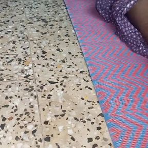 Usha Bhabhi Na Apna Pussy Fingered Kiya