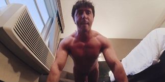 Push Ups and My Dick