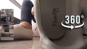 VR360 Shrunken Foot Slave (Chinese Version)