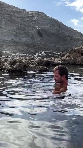 Natural Naked Bath Tim Blesh