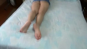 Exhibition and complete masturbation of beautiful stepmother, I cum in her ass and I fill it with milk