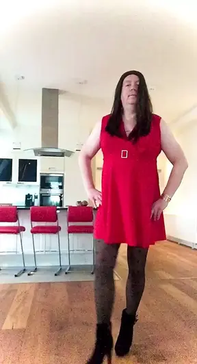 Nicki-Crossdress sexy red Dress, Pantyhose &amp;High-Heels