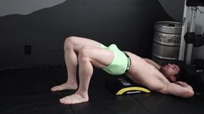 Core workout to HUGE cumshot (over my shoulder!)