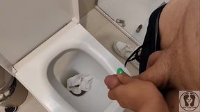 COM PEE LATION RISKY OUTDOOR PUBLIC PEE ANA SPEARS ALFXNOW