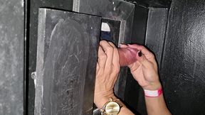 trolling the dick with the friend in the glory hole