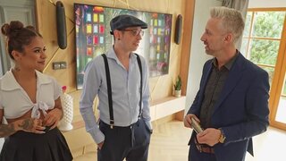 While these two talk, I want to suck your hard dick off!