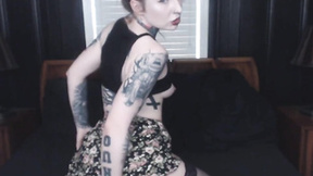 Striking Tatted Tart Frigging Her Booty With Big Dildo