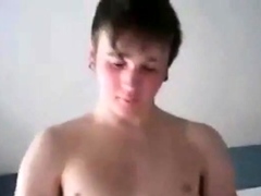 Young guys fuck !!!