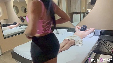 GANHEI UM PIX DO SEGUIDOR DO INSTA E EM SEGUIDA FOMOS PRO MOTEL GRAVAR A GOZADA DELE NA MINHA CARA