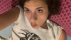 “Ti umilio mentre guardi la mia pancia – Non sei degno nemmeno di sfiorarla”