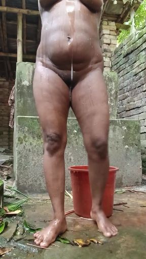 Thrilling moment from &quot;Bengali Village Girl Showering Outdoors Real Scene&quot;