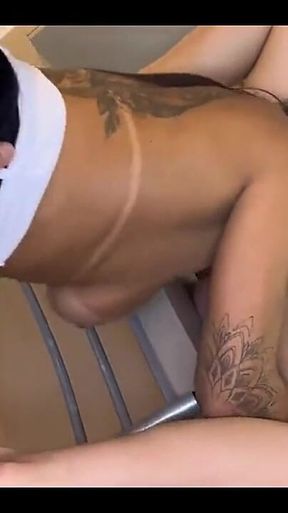 I Called the Hot Neighbor to Give It to My Husband in the Kitchen and I Sucked Her Pussy