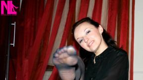 Sexy Footplaying and Teasing in Pics