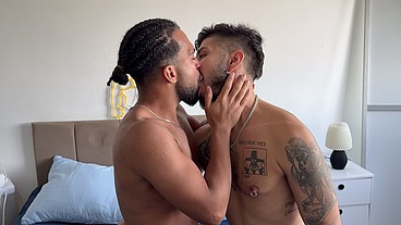 TOMANDO BANHO DE PORRA DO CAFUÇU DOTADO