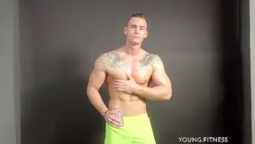 Oily Chested Hunk Shows Off His Ripped Pecs - Hot Eastboy Action!