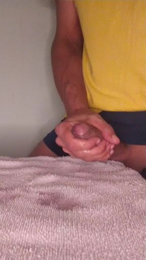 Big dick guy masturbates and cums deliciously wanting a tame cuckold and his hotwife