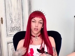 Big Cock Tranny Jerks Off