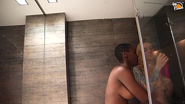 Sexual Interracial dildo scenes in the Shower by Zaawaadi & Yuli Owiak