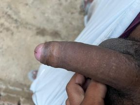 I&#039;m a sexy guy from India who makes sexy videos. If any girl wants to make a video with me or meet up, please message me on my I