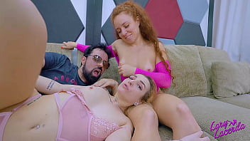 CAIU NA NET!!!CHAMEI A RUIVINHA RABUDA PRA TRANSAR COMIGO E COM O TARADO PAUZUDO